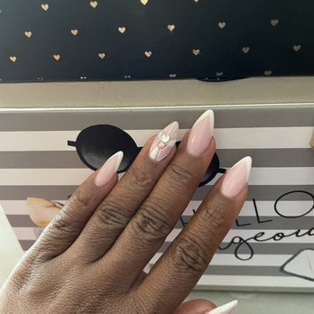 Jeeyune Nails & Spa - A classic design with a twist. - Nail Salons Near Me - Montclair, New Jersey Jeeyune Nails & Spa - A classic design with a twist. - Nail Salons Near Me - Montclair, New Jersey