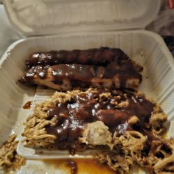 Fat Daddy's BBQ - One hot dog One rib and it was supposed to be pulled pork but it was disgusting