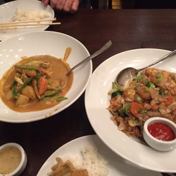 Naree Thai Restaurant - Thai Near Me - Long Beach, California