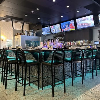 Toledo’s Mexican Restaurant - Beautiful bar area - Bars Near Me - Fresno, California