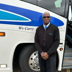 Chicago Classic Coach - Our driver Jimmy Puckett the very best!