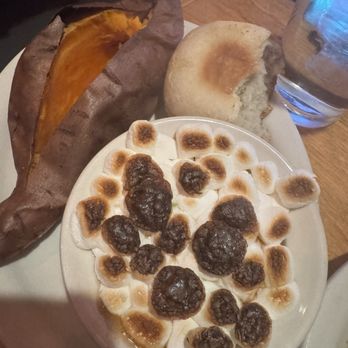 Texas Roadhouse - Marshmallows side for my sweet potata! - Steakhouses Near Me - Prescott, Arizona Texas Roadhouse - Marshmallows side for my sweet potata! - Steakhouses Near Me - Prescott, Arizona