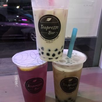 Teapresso Bar - On top almond milk tea, left Waikiki sunset, almond milk tea with almond milk - Coffee & Tea Near Me - Honolulu, Hawaii Teapresso Bar - On top almond milk tea, left Waikiki sunset, almond milk tea with almond milk - Coffee & Tea Near Me - Honolulu, Hawaii