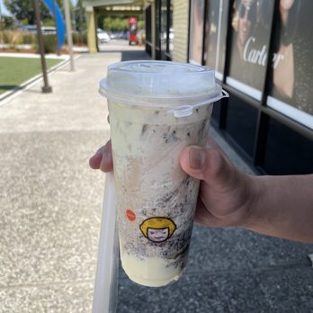 Happy Lemon - D3. Oreo Milk Tea - Juice Bars & Smoothies Near Me - Cupertino, California Happy Lemon - D3. Oreo Milk Tea - Juice Bars & Smoothies Near Me - Cupertino, California