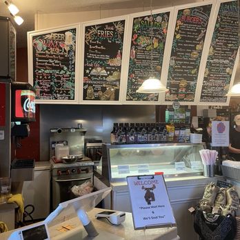 Mad Moose Cafe - Cafes Near Me - Eden, Utah