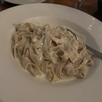 Antonio's Trattoria - Fettuccine Alfredo - Italian Near Me - Bronx, New York