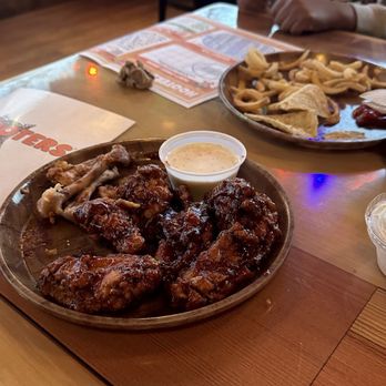 Hooters - Sports Bars Near Me - Schaumburg, Illinois Hooters - Sports Bars Near Me - Schaumburg, Illinois