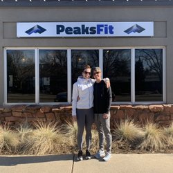 PeaksFit - Coach Sally & Jess!