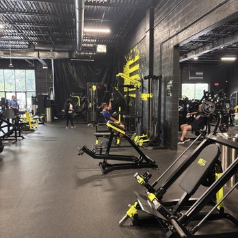 DMV Iron Gym - Gyms Near Me - Alexandria, Virginia DMV Iron Gym - Gyms Near Me - Alexandria, Virginia