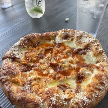 Mellow Mushroom Johnson City - Buffalo Chicken pie - Pizza Near Me - Johnson City, Tennessee Mellow Mushroom Johnson City - Buffalo Chicken pie - Pizza Near Me - Johnson City, Tennessee