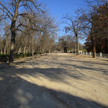 Estanque Grande del Buen Retiro - Estanque Grande del Buen Retiro - Parks Near Me - Madrid, M