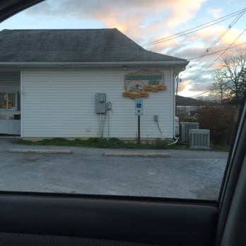 Mountainside Deli - Front of store - Delis Near Me - Boonsboro, Maryland Mountainside Deli - Front of store - Delis Near Me - Boonsboro, Maryland