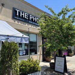 Pho Manhasset - Storefront