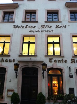 Weinhaus Tante Anna by null