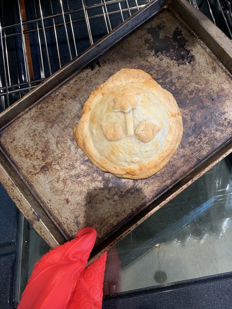 Paul’s Pot Pies Logo