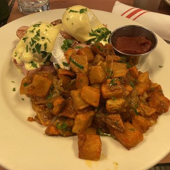 The Smith - The Smith Eggs Benedict - New American Near Me - New York, New York The Smith - The Smith Eggs Benedict - New American Near Me - New York, New York
