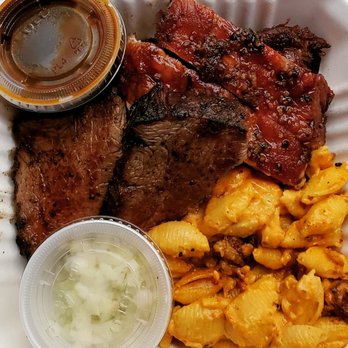 Gold Beach BBQ - Three meats w/ spicy mac and cheese - Barbeque Near Me - Gold Beach, Oregon Gold Beach BBQ - Three meats w/ spicy mac and cheese - Barbeque Near Me - Gold Beach, Oregon