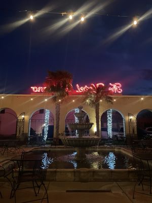 The Hotel Paisano by null