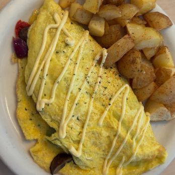 Genki Kitchen - Spam omelette - Japanese Near Me - Sacramento, California Genki Kitchen - Spam omelette - Japanese Near Me - Sacramento, California