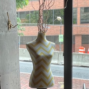 Susheria - Not for everyone. But I love the creativity - Latin American Near Me - Washington, DC, District of Columbia