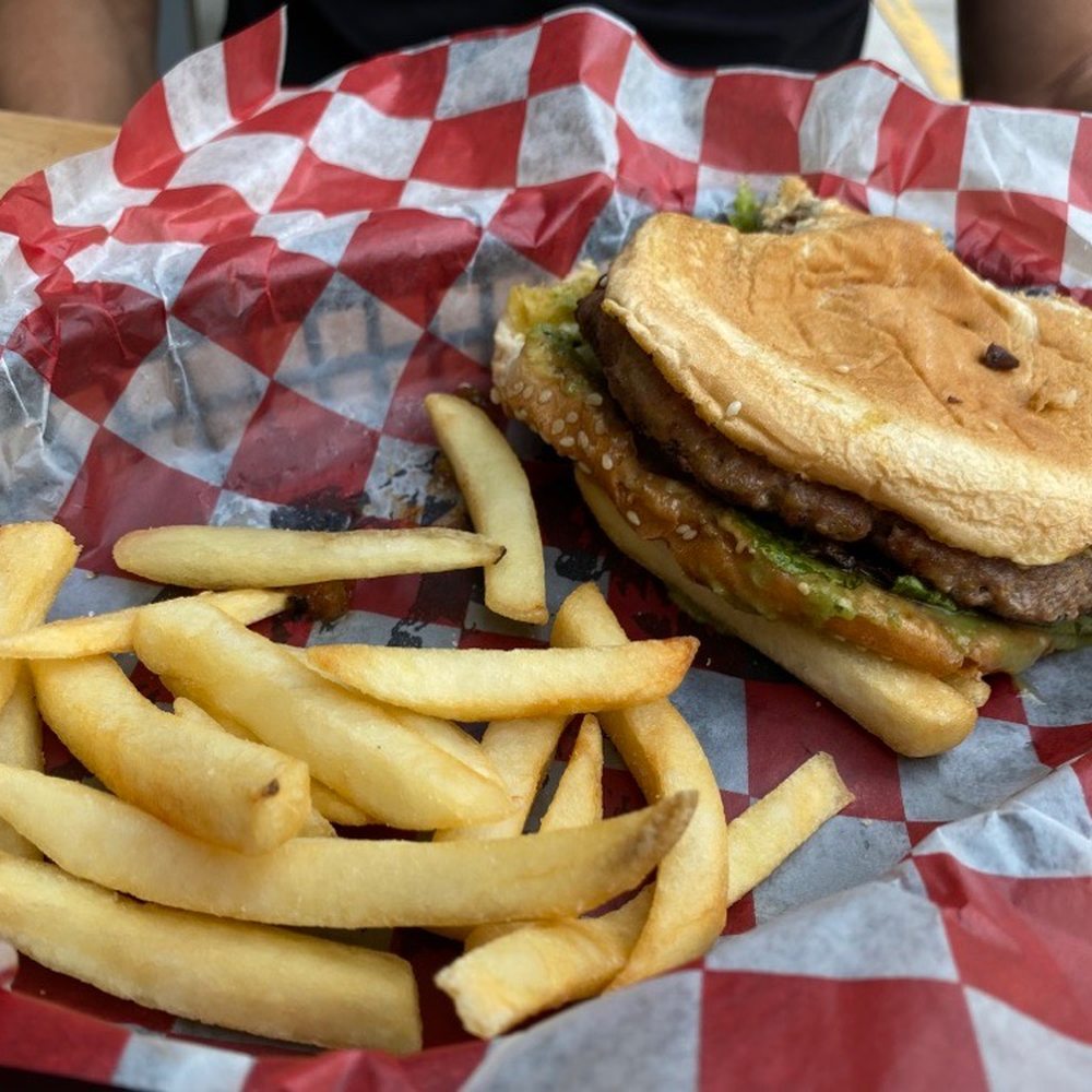 Abrasadero - Burger and fries - Tacos Near Me - Zapopan, JAL