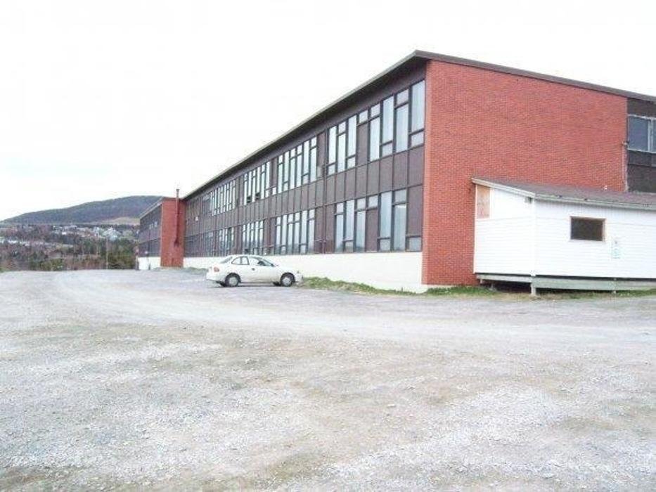 ACADEMY CANADA Updated August 2024 167169 Kenmount Road, Saint