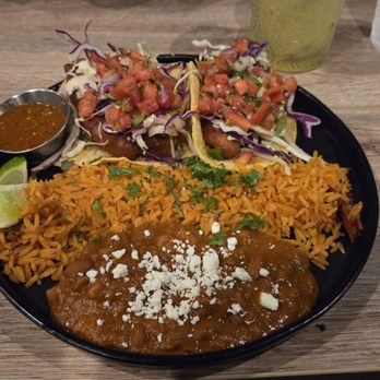 Que Vida Tacos Costa Mesa - Dos Tacos Combo - Tacos Near Me - Costa Mesa, California