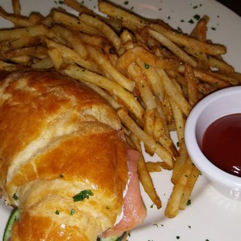 Cafe Monte - Salmon croissant sandwich - French Near Me - Charlotte, North Carolina