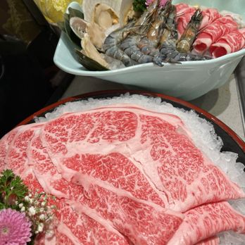 Haidilao Hot Pot - Wagyu and seafood platter - Chinese Near Me - Markham, Ontario