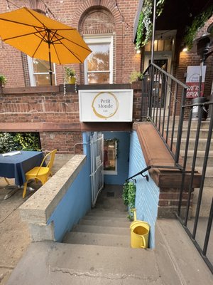 Petit Monde Cafe by null