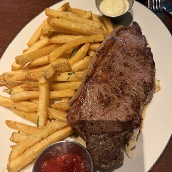 Bar Louie - One Loudoun - Steak Frites - Bars Near Me - Ashburn, Virginia Bar Louie - One Loudoun - Steak Frites - Bars Near Me - Ashburn, Virginia