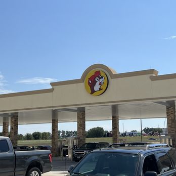 Buc-ee’s - Gas Stations Near Me - Springfield, Missouri
