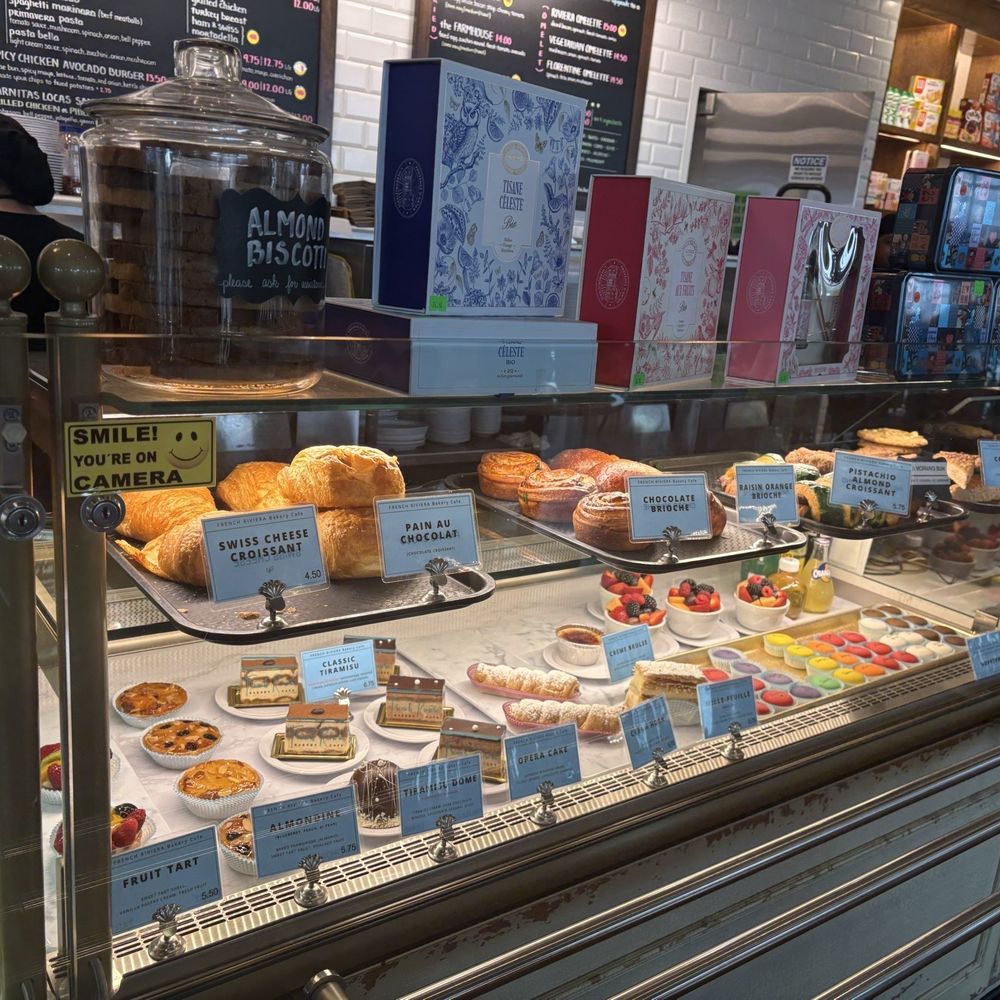 French Riviera Bakery Cafe - Pastry display - Bakeries Near Me - Houston, Texas