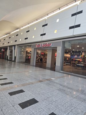 Boulevard Mall by null
