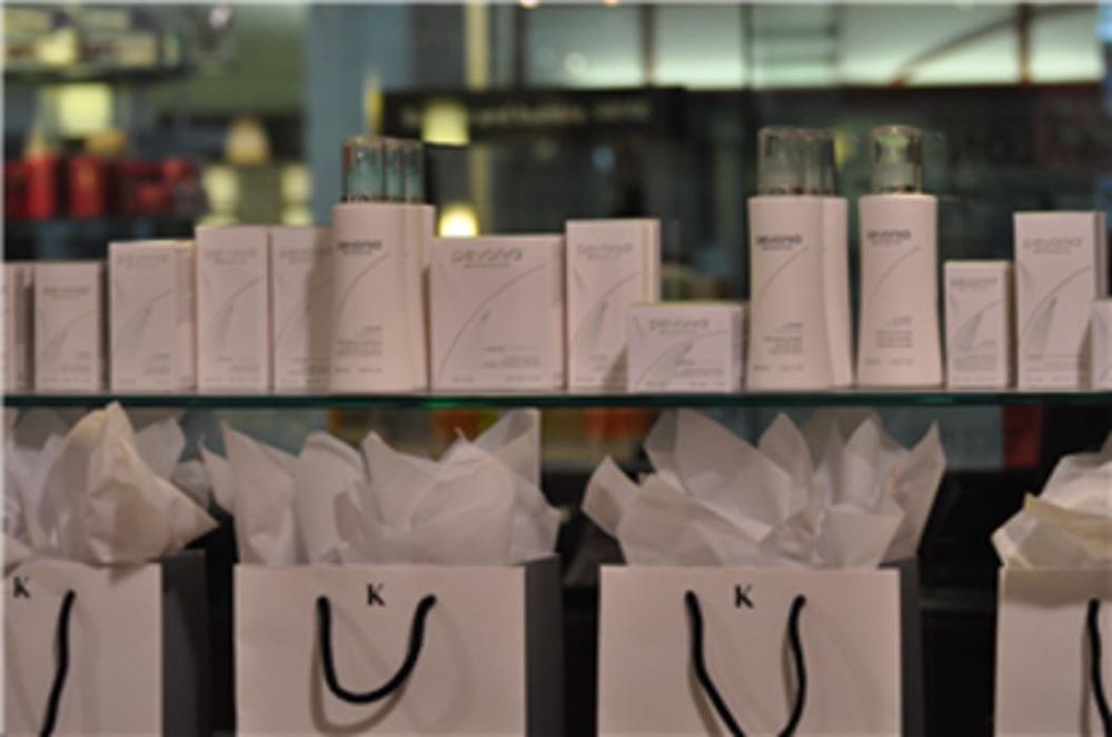 SALON YOU Updated August 2024 34 Photos 390 N Front Street