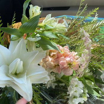 Bay Park Flowers - Florists Near Me - San Diego, California Bay Park Flowers - Florists Near Me - San Diego, California