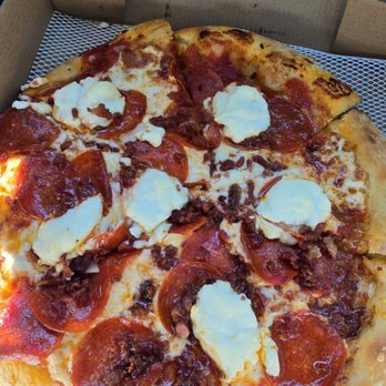 Bill's Pizza - Bacon, Ricotta, Pepperoni - Pizza Near Me - Palm Desert, California Bill's Pizza - Bacon, Ricotta, Pepperoni - Pizza Near Me - Palm Desert, California