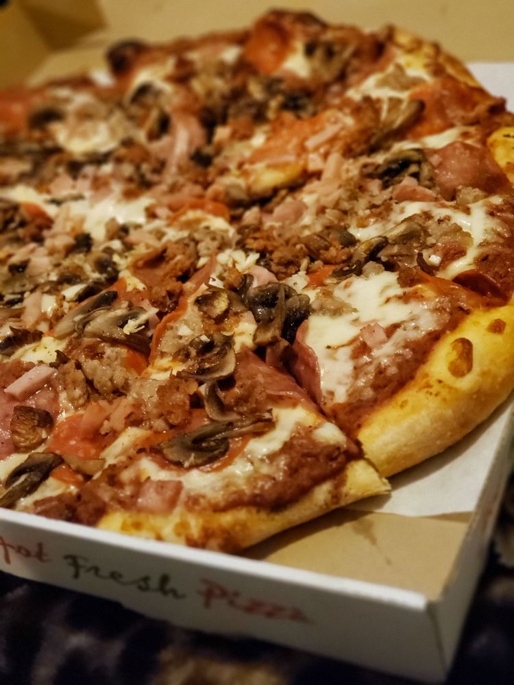 FOUR CORNERS PIZZANPASTA 56 Photos & 127 Reviews 628 2nd Ave