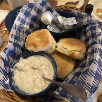 Cracker Barrel Old Country Store - Biscuits n' Gravy with Bacon or Sausage - Breakfast & Brunch Near Me - Chandler, Arizona