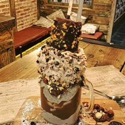 Eis Cafe - Oreo locoshake with marshmallow homemade popsicle.  OMG