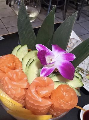 Friends Sushi & Bento Place by null