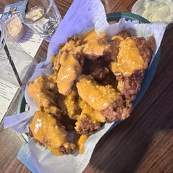 Tom's Bar & Grille - Parm garlic wings