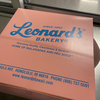 Leonard's Bakery - I love pink pastry boxes. So festive - Bakeries Near Me - Honolulu, Hawaii Leonard's Bakery - I love pink pastry boxes. So festive - Bakeries Near Me - Honolulu, Hawaii