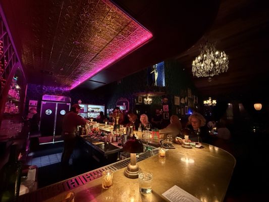 Honey Moon Spirit Lounge by null