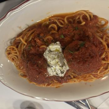 Cafe Farina - SPAGHETTI & MEATBALLS - Italian Near Me - Valparaiso, Indiana