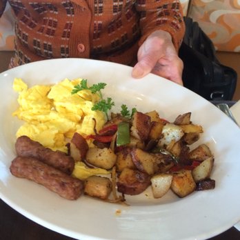 Googie Grill - American Near Me - Seaside, California