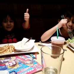 Boston Pizza - Kids loving their meals!