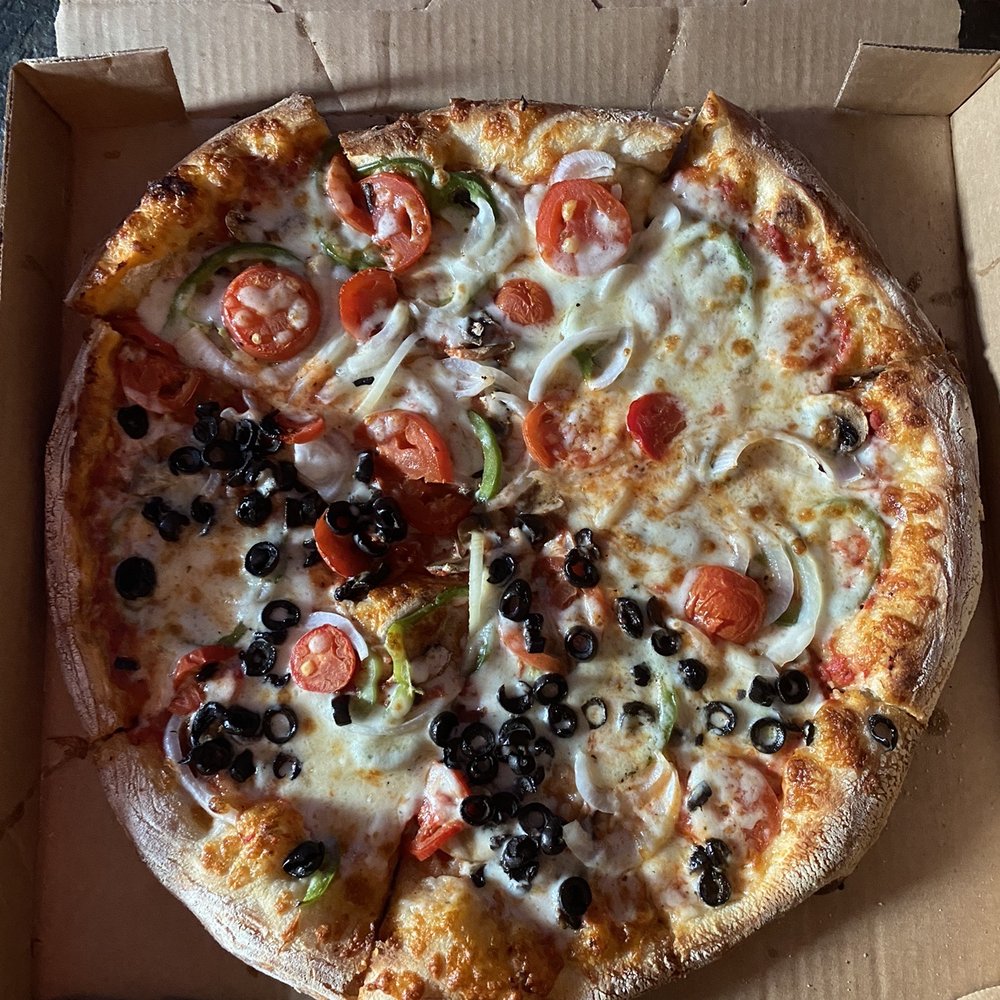 Cappy's Pizzeria - Veggie pizza black olives only on half - Pizza Near Me - Tampa, Florida Cappy's Pizzeria - Veggie pizza black olives only on half - Pizza Near Me - Tampa, Florida