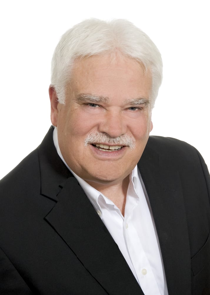 PLUMB LINE REALTY Updated September 2024 15 Photos 2880 Windsor