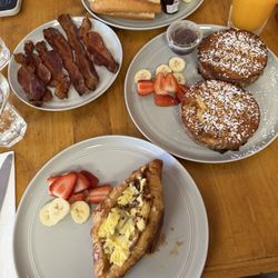Cafe Bonjour